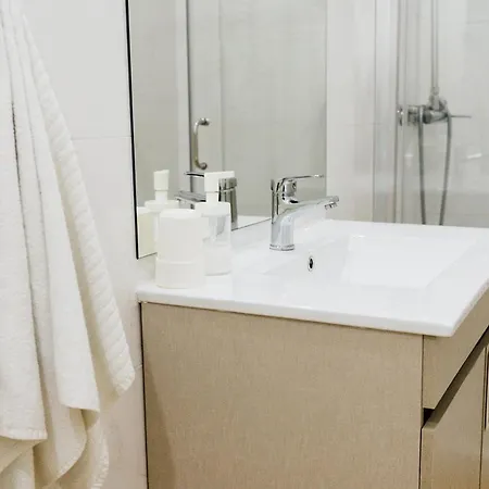 Apartament Cosy And Modern Flat In Porto Zewnętrze zdjęcie
